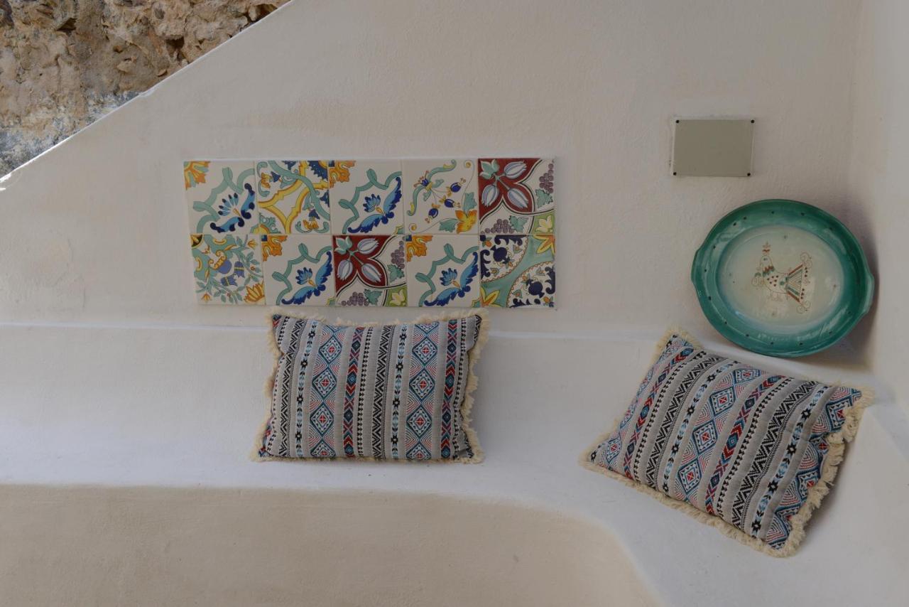 Old Town Secret Garden Apartment Alghero Bagian luar foto
